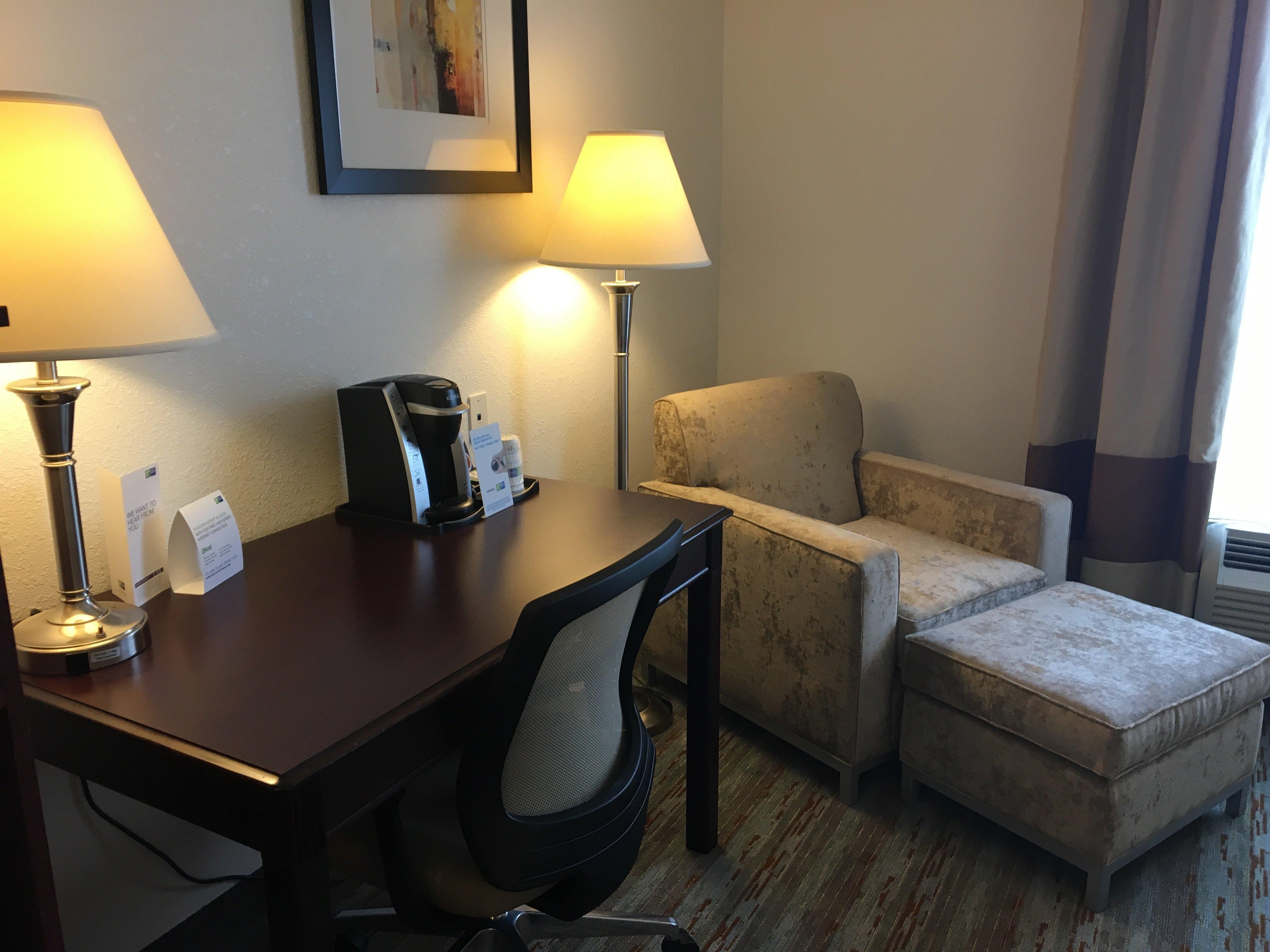 Holiday Inn Express West Jefferson By Ihg Exteriér fotografie