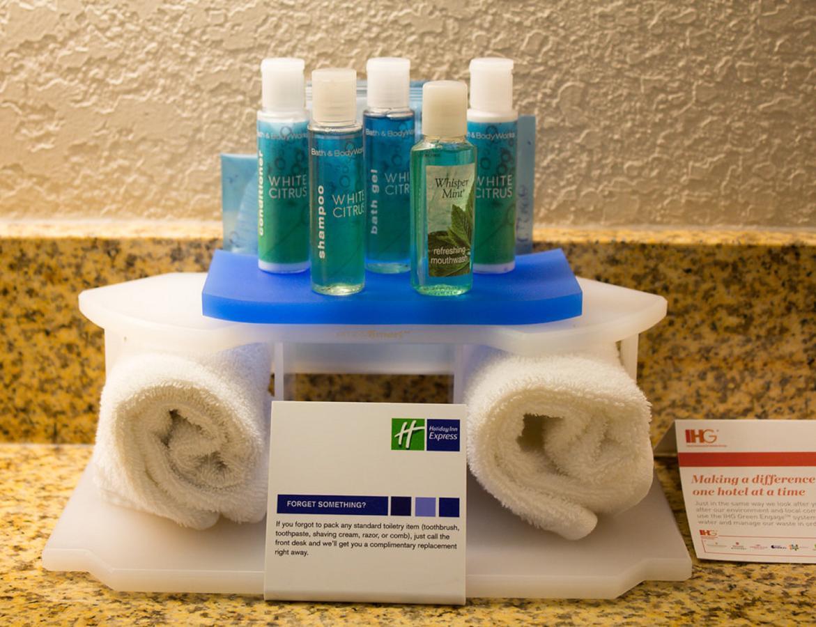 Holiday Inn Express West Jefferson By Ihg Exteriér fotografie