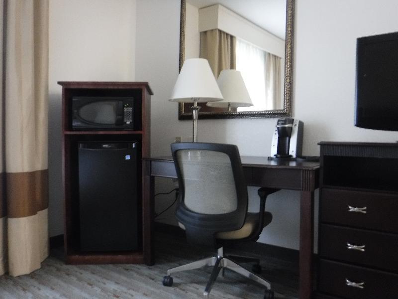 Holiday Inn Express West Jefferson By Ihg Exteriér fotografie